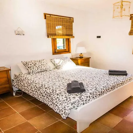 Sleeps 8 Pool Wifi * Lajares